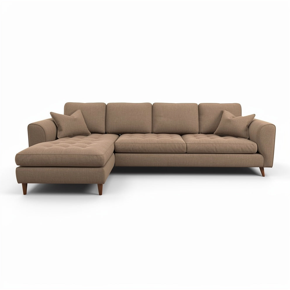 **Moderne Beige Hoekbank met Kussens en Houten Poten**